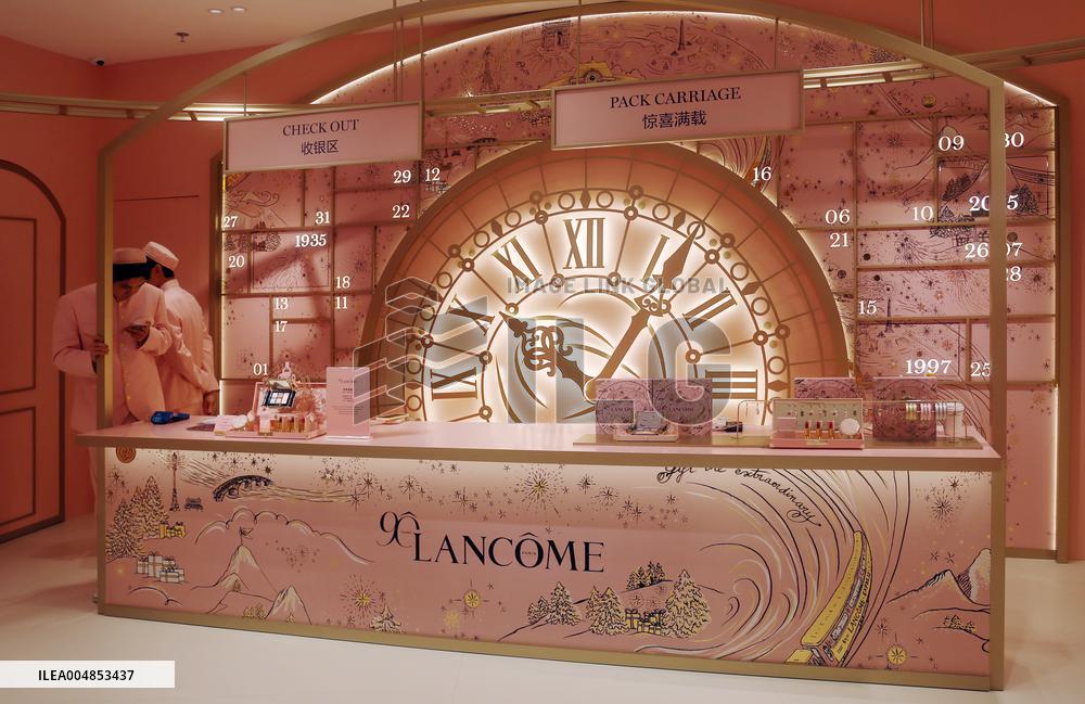 LANCOME  90th Anniversary Pop-up Store