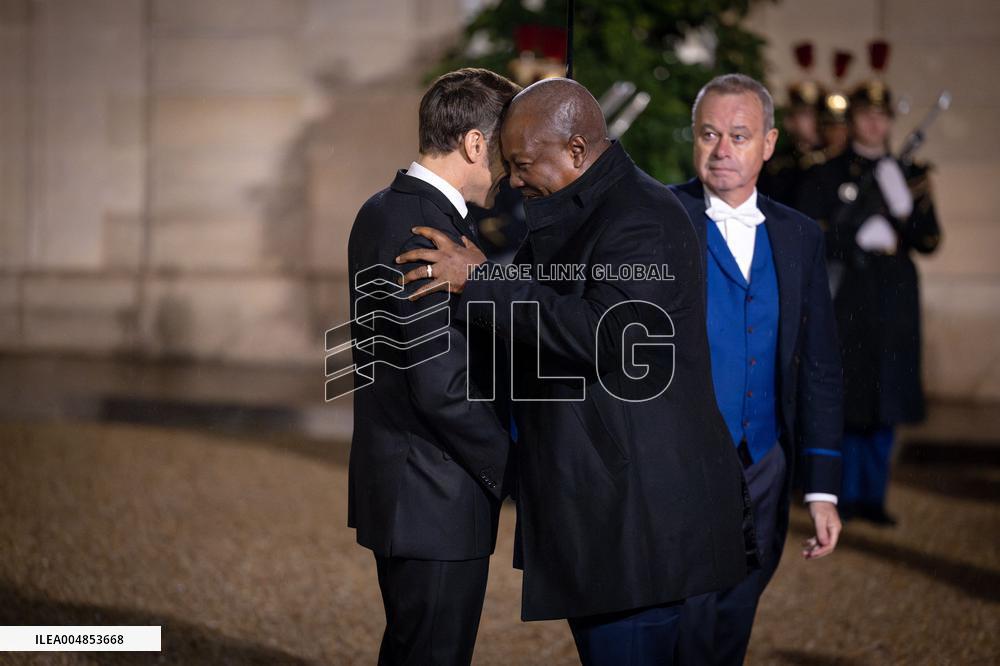 Diner at the Elysee Palace for the 8th Paris Peace Forum - Paris AJ
