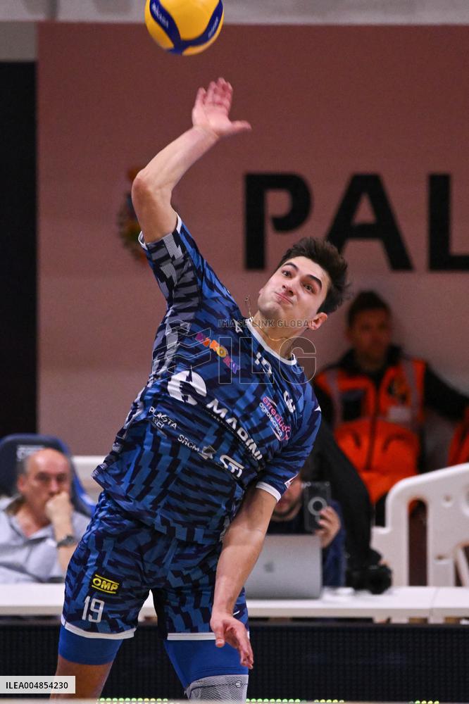 VOLLEY - Superlega Serie A - Cisterna Volley vs Yuasa Battery Grottazzolina 3-2 (25-22, 22-25, 25-21, 22-25,15-13 )