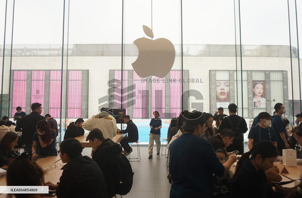 Apple's Q4 2025 Financial Report