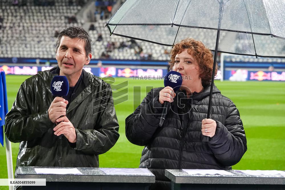 Ligue 1 McDonald s - VIPs At Paris FC v Lyon - Paris