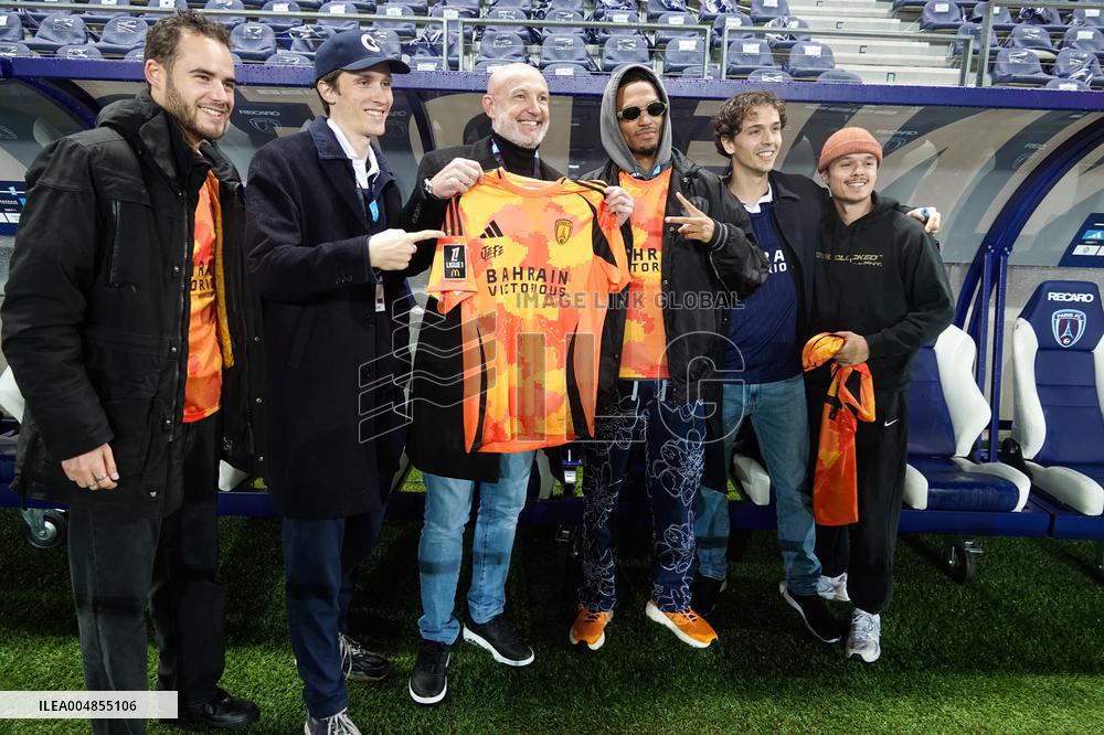 Ligue 1 McDonald s - VIPs At Paris FC v Lyon - Paris
