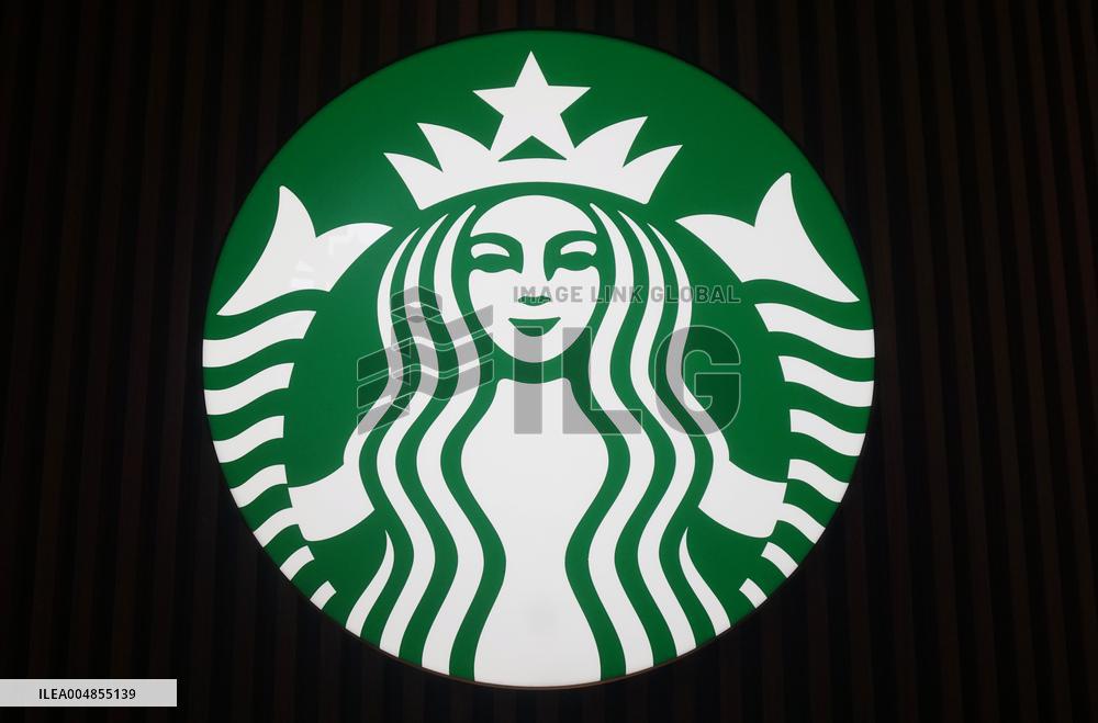 Starbucks China 2025 Q4 Revenue Growth