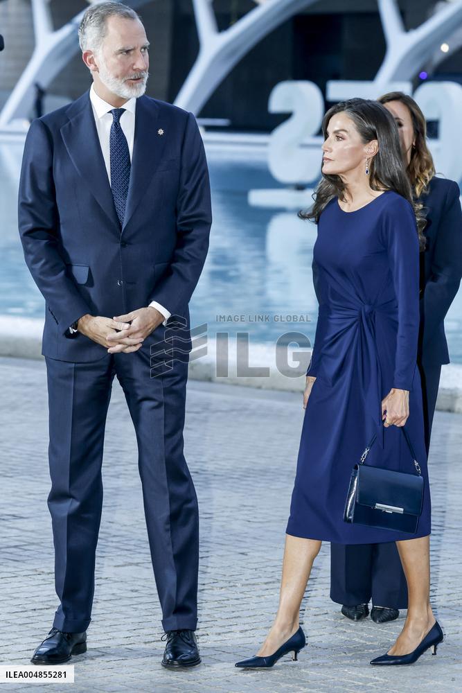 King and Queen of Spain Honor Disaster Victims - Valencia