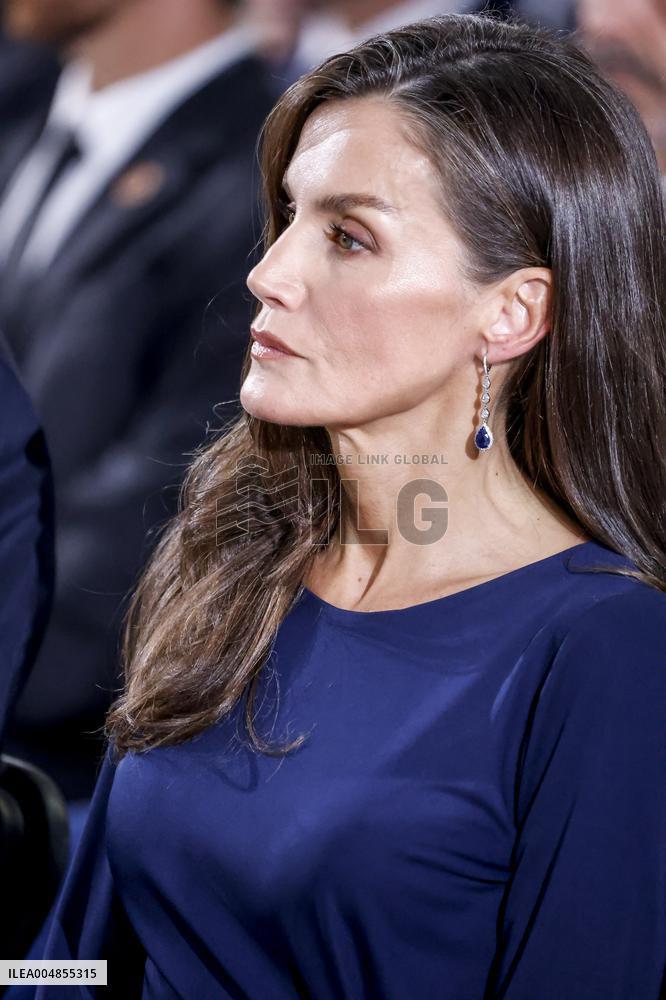 King and Queen of Spain Honor Disaster Victims - Valencia