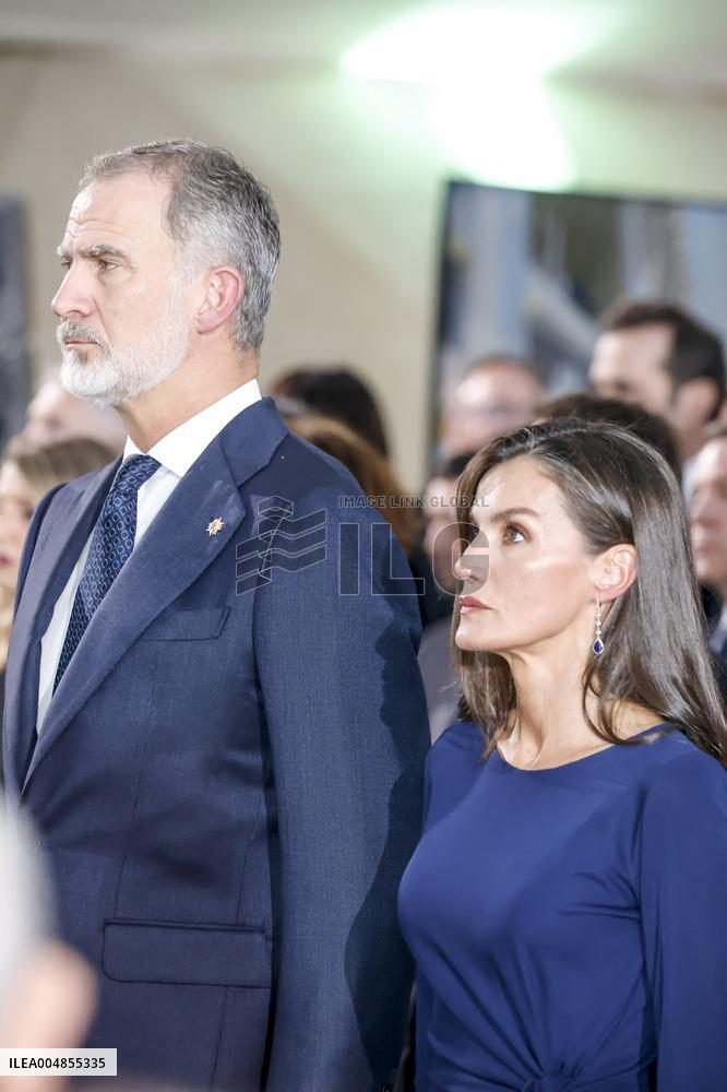 King and Queen of Spain Honor Disaster Victims - Valencia