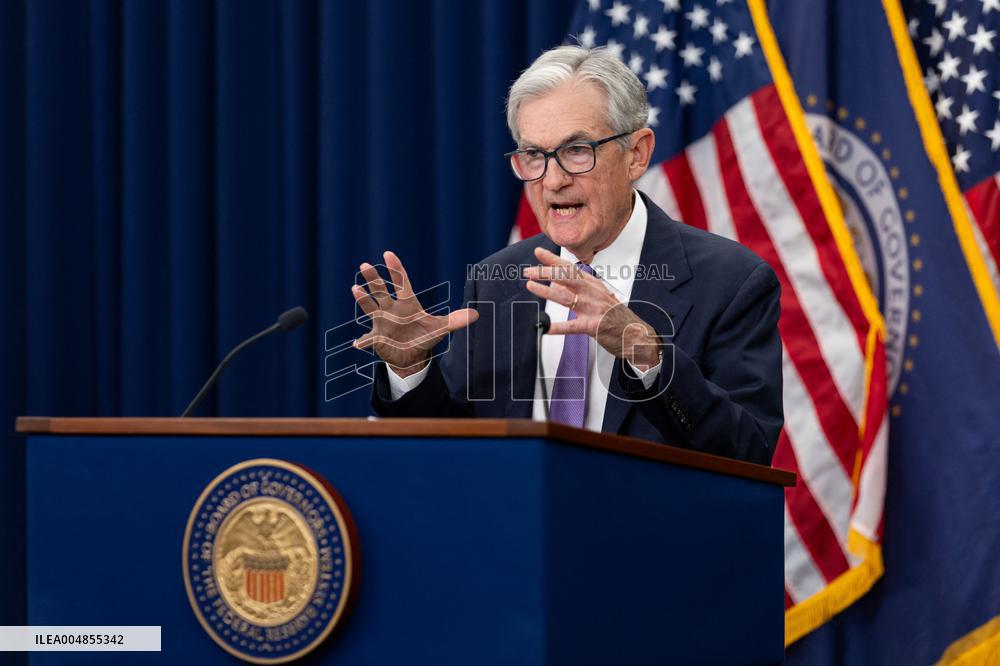 Federal Reserve Cuts Interest Rate - Washington