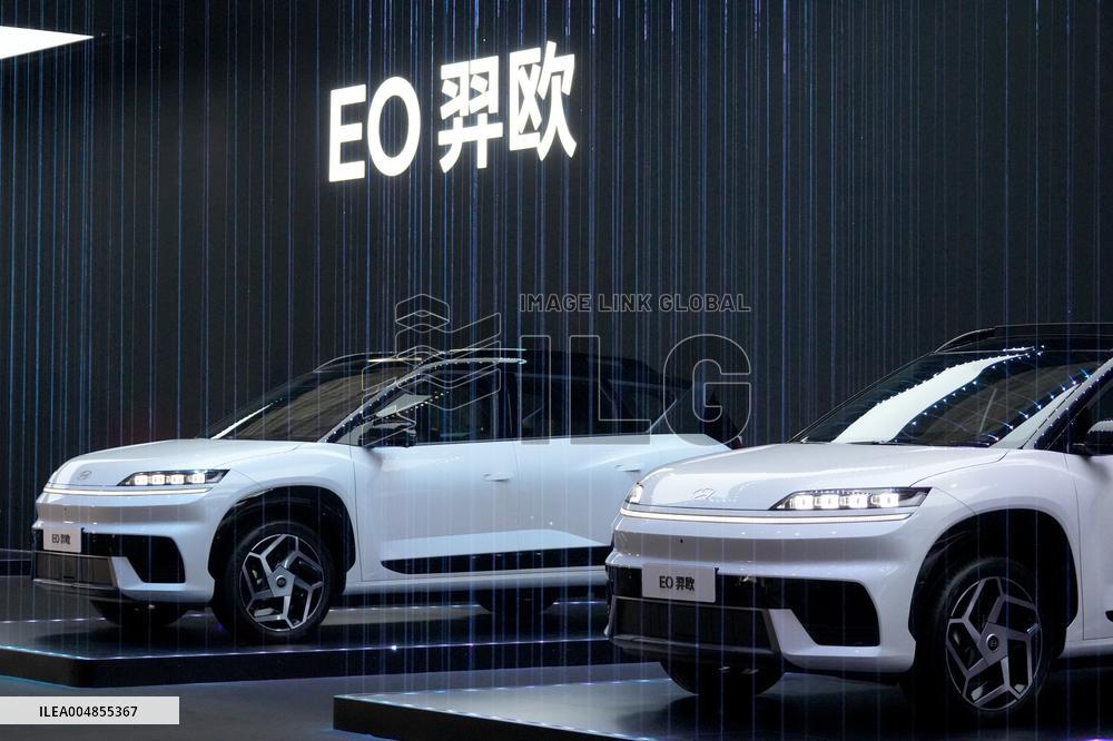 Beijing Hyundai  The First Pure Electric Platform SUV "EO"  Launch