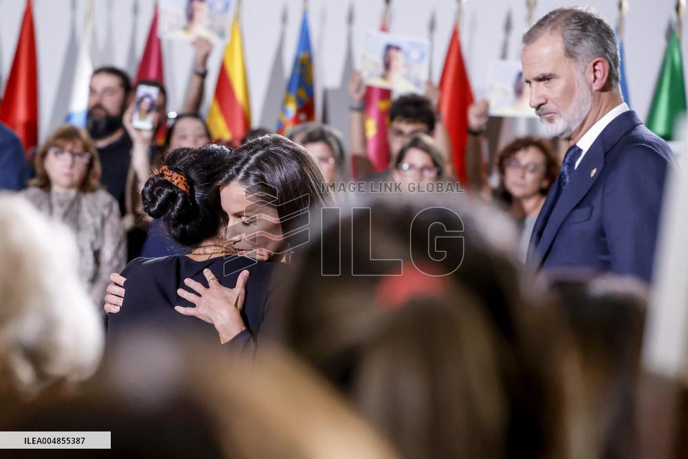 King and Queen of Spain Honor Disaster Victims - Valencia