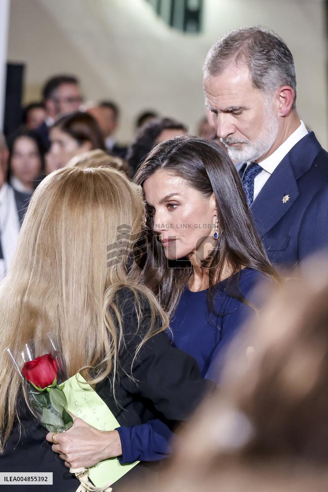 King and Queen of Spain Honor Disaster Victims - Valencia