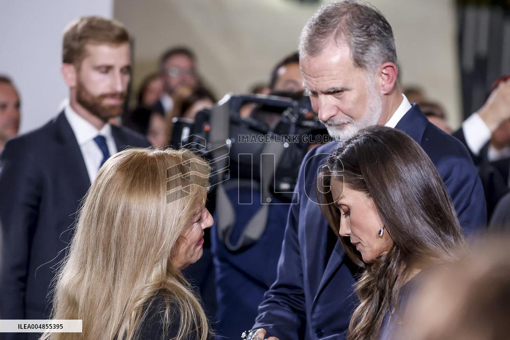 King and Queen of Spain Honor Disaster Victims - Valencia