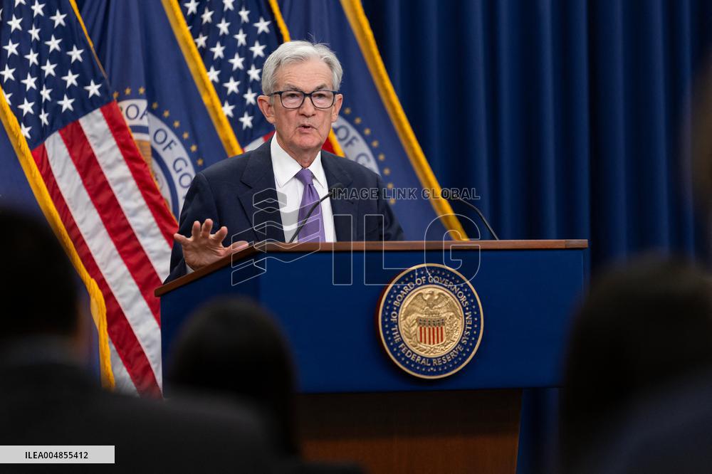 Federal Reserve Cuts Interest Rate - Washington