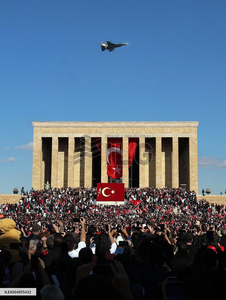 Turkish People Celebrate Republic Day at Anitkabir - Ankara