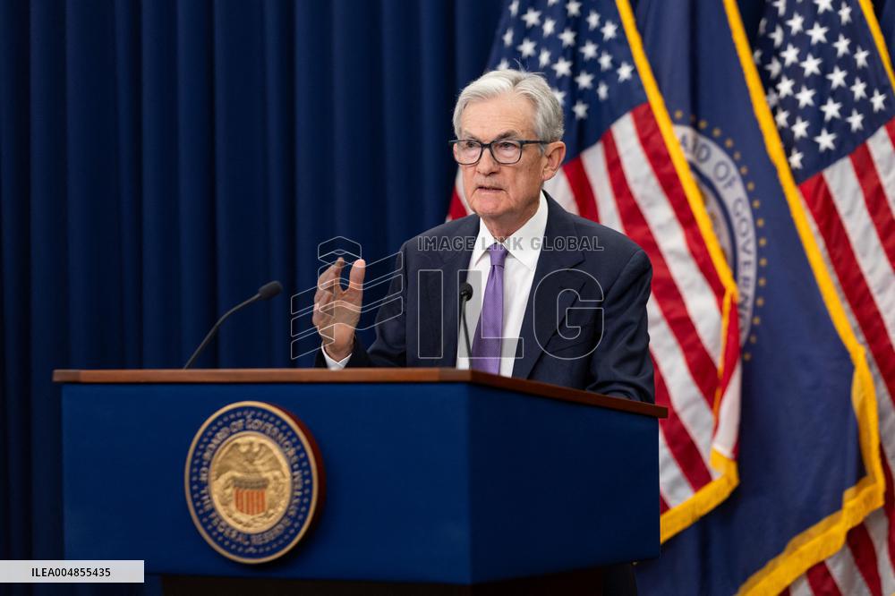 Federal Reserve Cuts Interest Rate - Washington