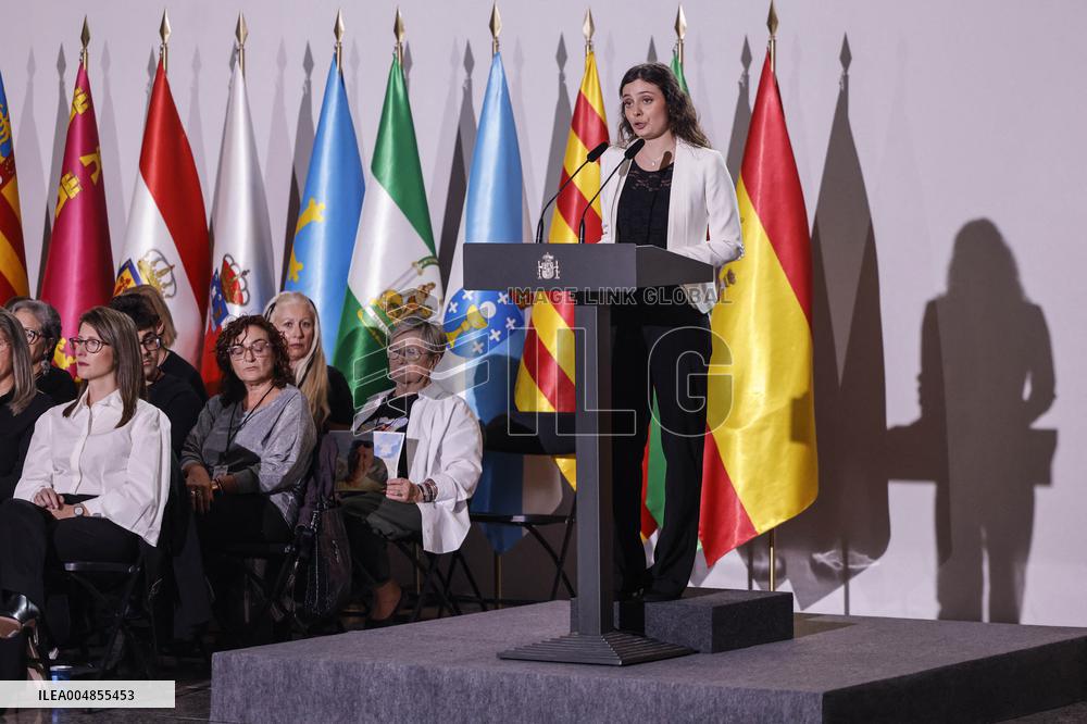 King and Queen of Spain Honor Disaster Victims - Valencia