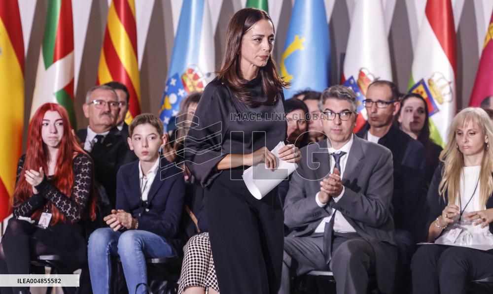 King and Queen of Spain Honor Disaster Victims - Valencia