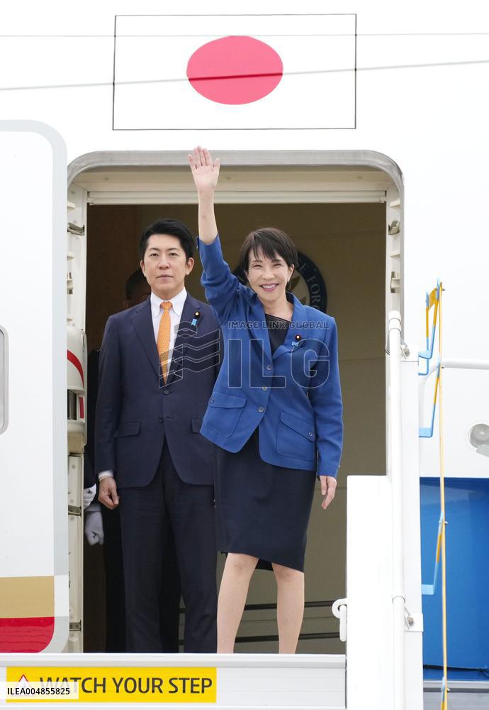Japan PM Takaichi arrives in Busan