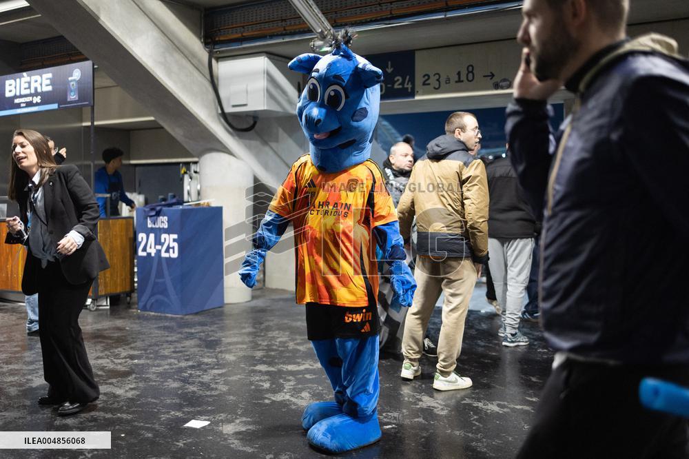 Ligue 1 McDonald s - Paris FC v Lyon - Paris