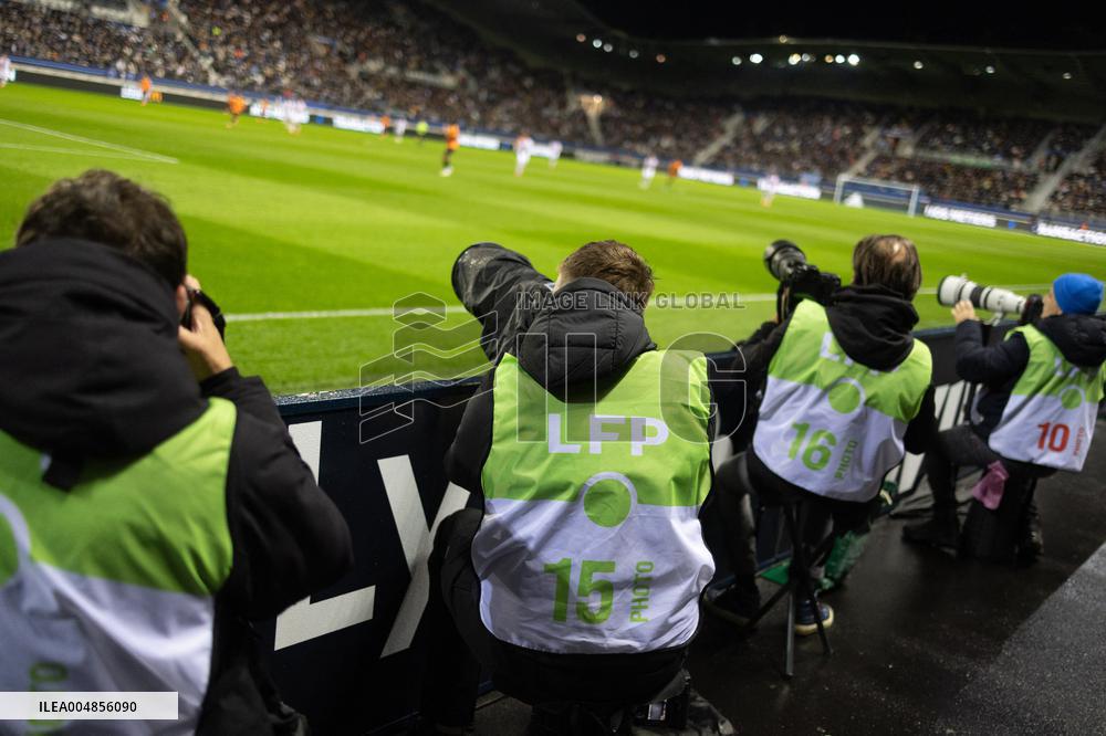 Ligue 1 McDonald s - Paris FC v Lyon - Paris