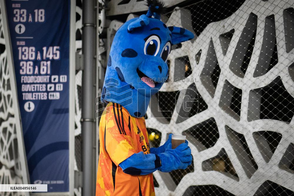 Ligue 1 McDonald s - Paris FC v Lyon - Paris