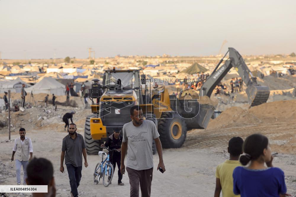 Israeli Hostage Bodies Found - Khan Yunis