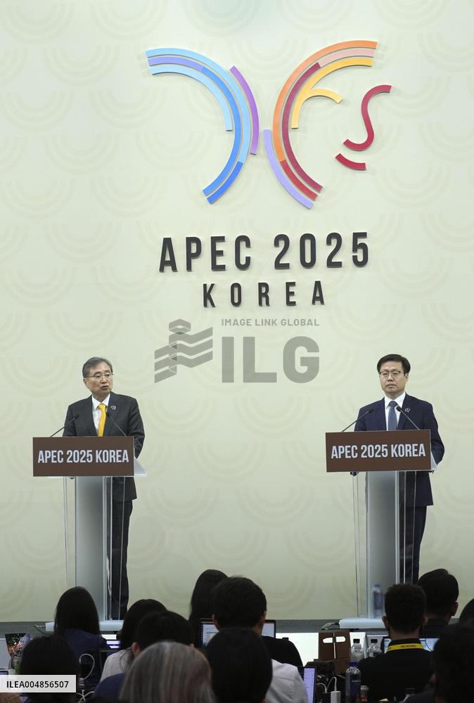 APEC ministerial meeting in S. Korea