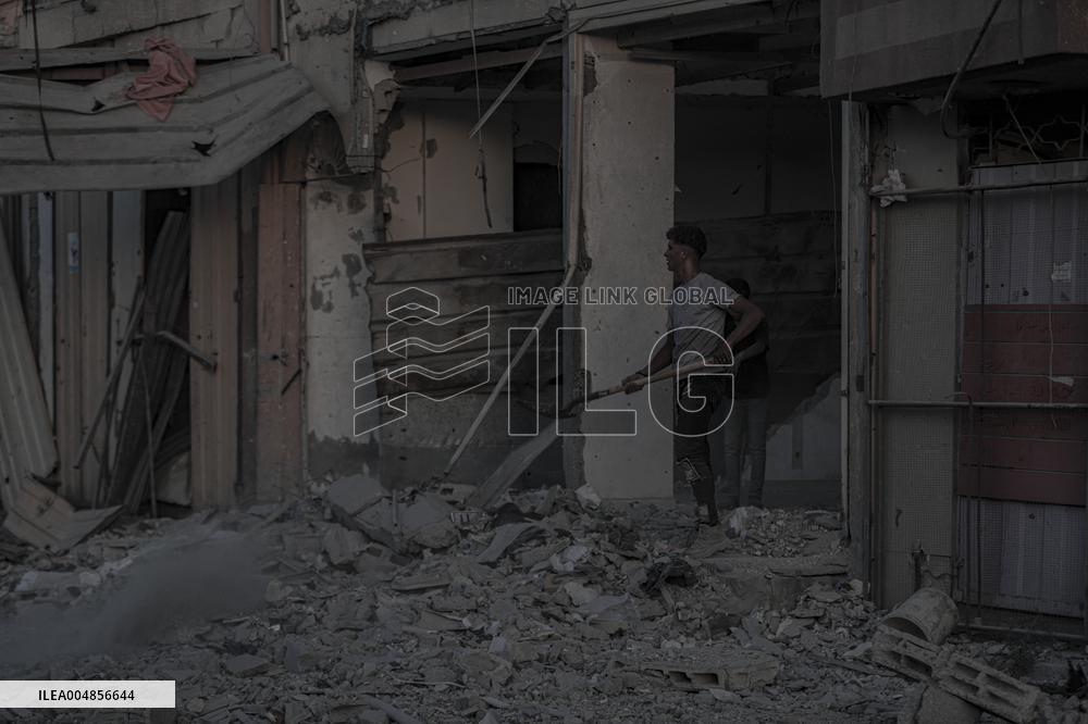 Deadly Airstrike Hits Gaza