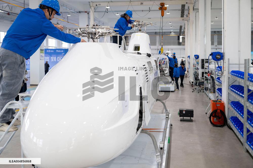 Maiden Flight of An Unmanned Helicopter - Harbin