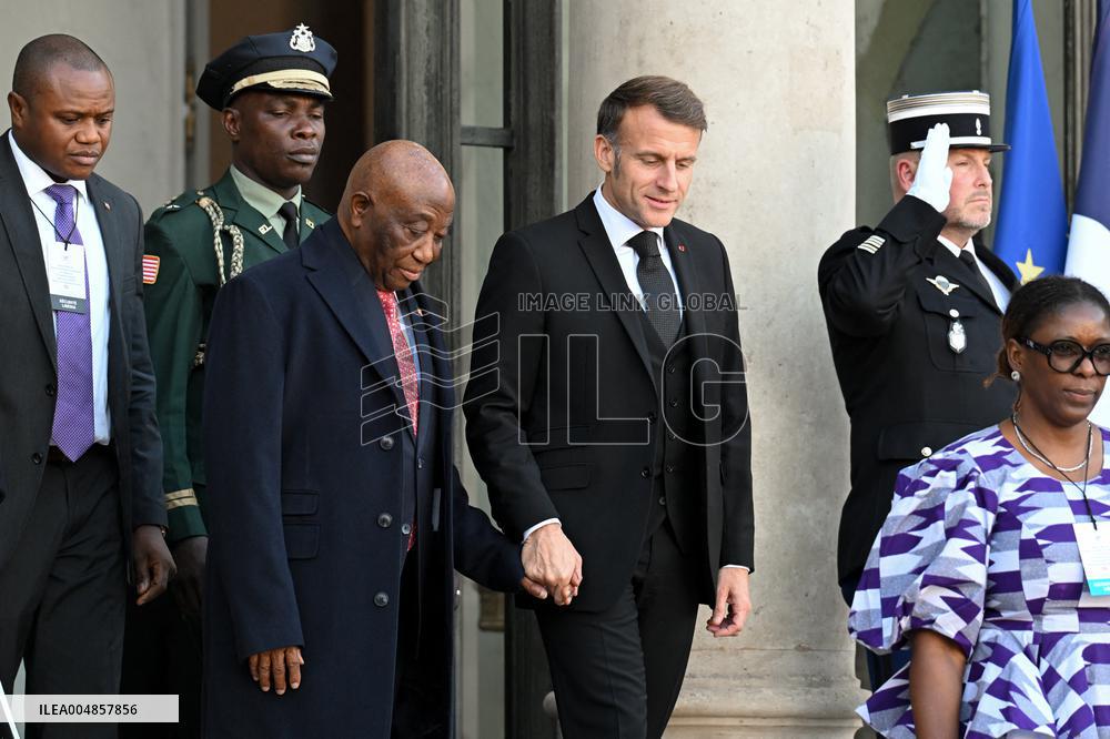 Macron Welcomes Leaders on The Sidelines of The Peace Forum - Paris
