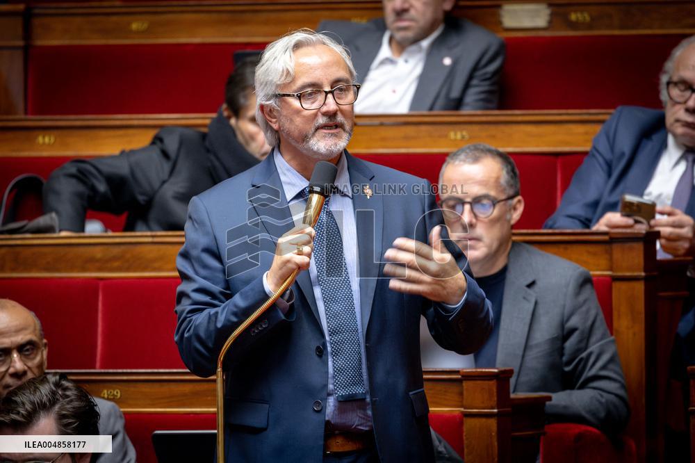 Parliamentary window of the Rassemblement National at the National Assembly - Paris AJ