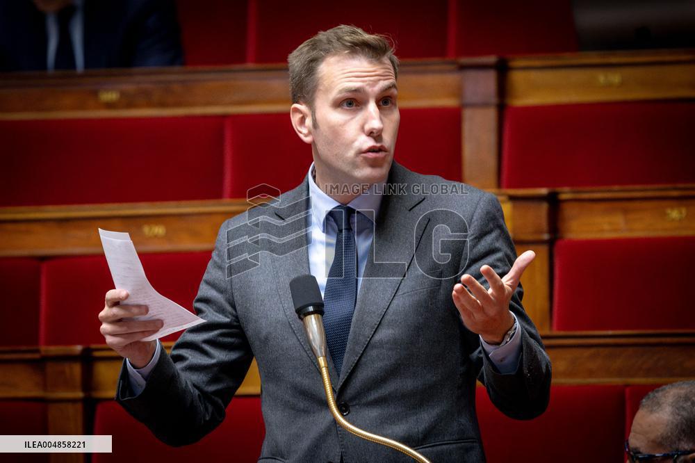 Parliamentary window of the Rassemblement National at the National Assembly - Paris AJ