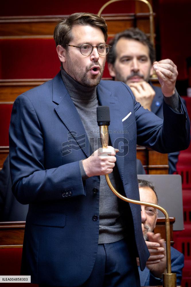 Parliamentary window of the Rassemblement National at the National Assembly - Paris AJ