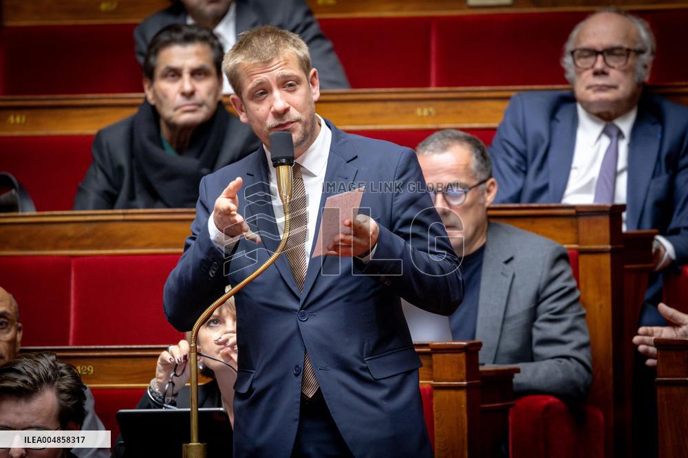 Parliamentary window of the Rassemblement National at the National Assembly - Paris AJ