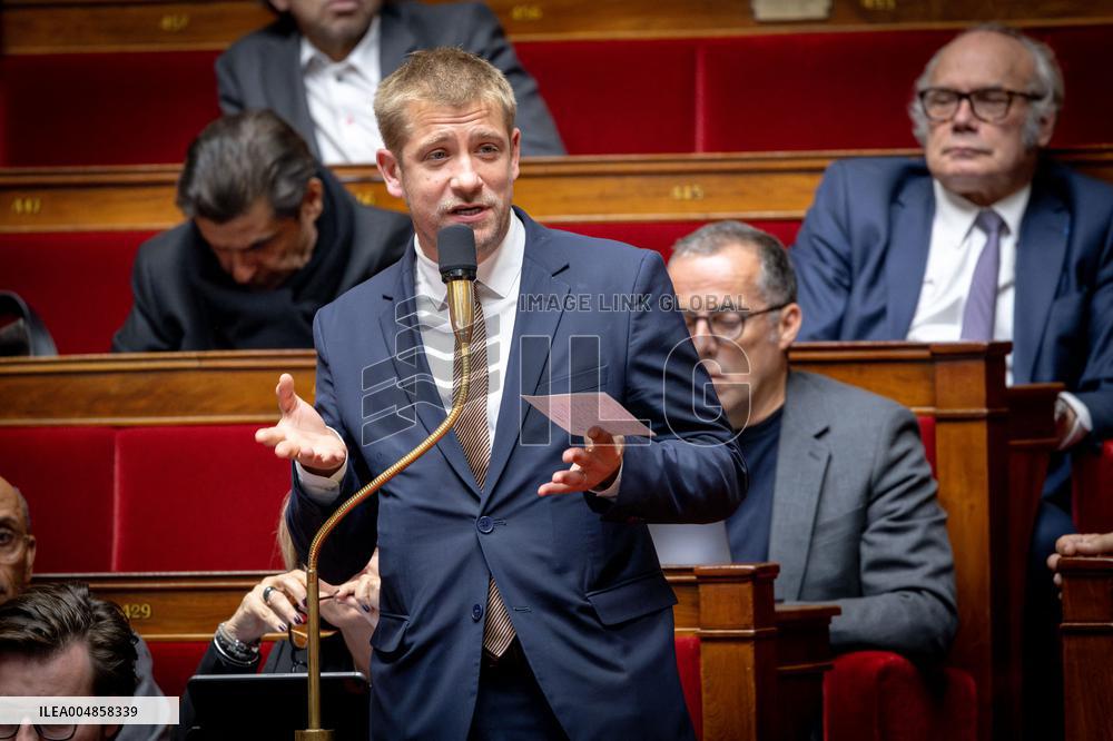 Parliamentary window of the Rassemblement National at the National Assembly - Paris AJ