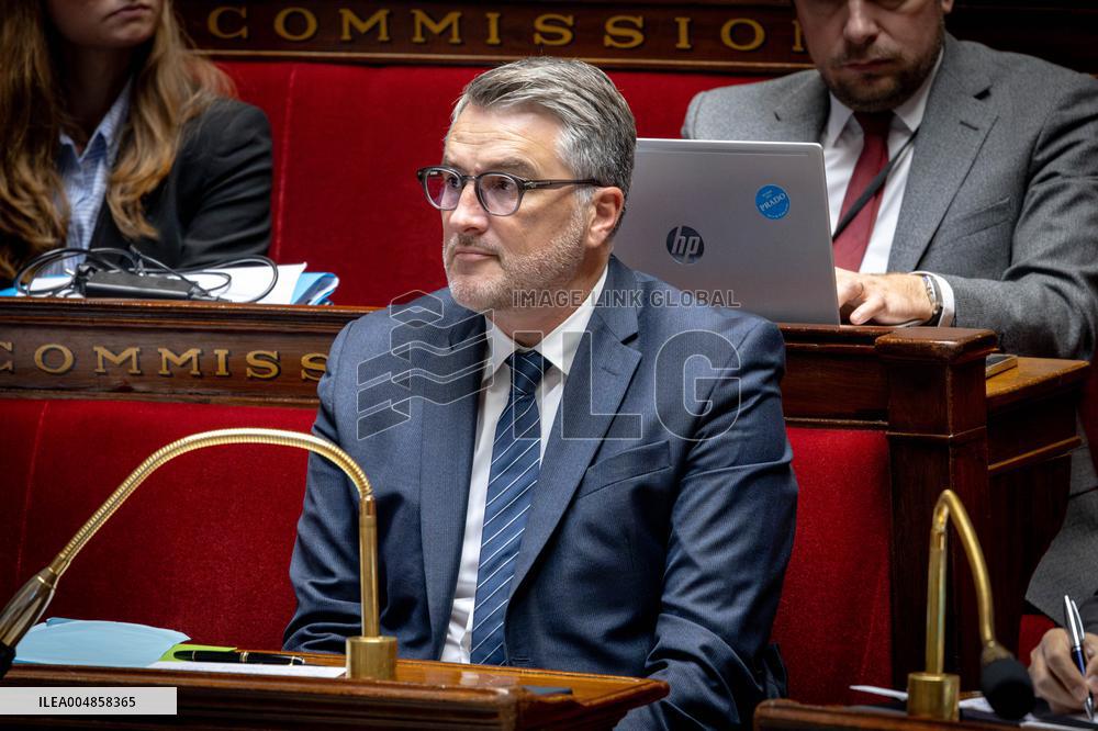 Parliamentary window of the Rassemblement National at the National Assembly - Paris AJ