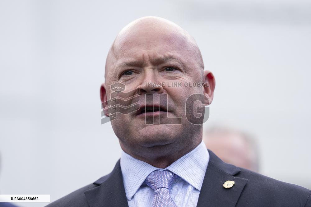 VP Vance, Secretary Duffy, Airline Executives on Government Shutdown