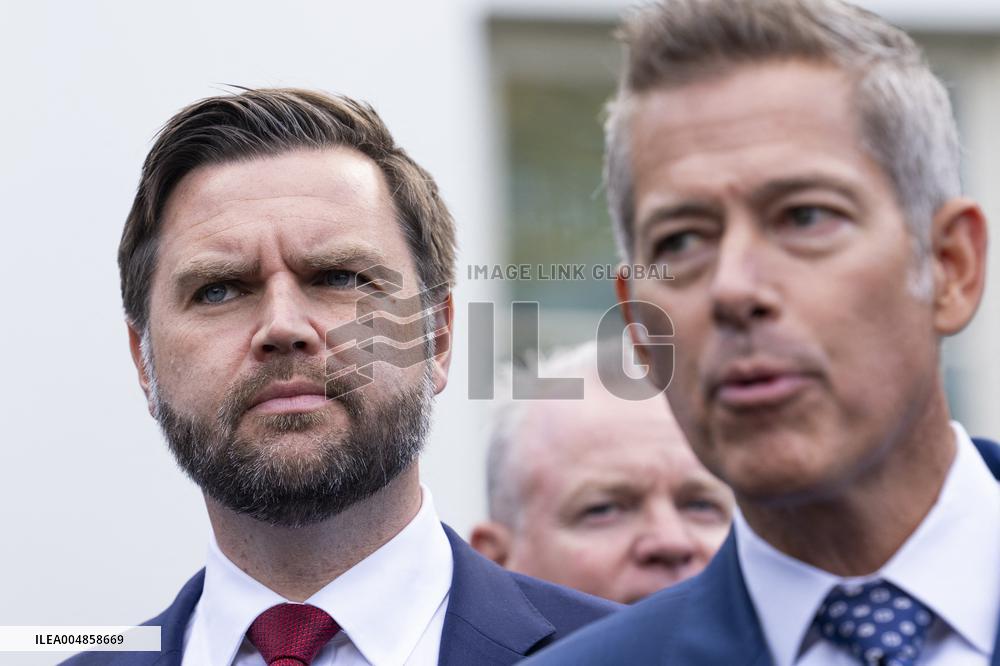 VP Vance, Secretary Duffy, Airline Executives on Government Shutdown