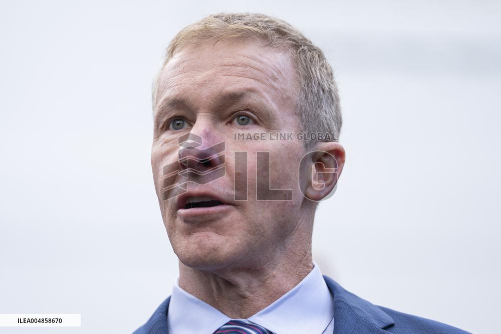 VP Vance, Secretary Duffy, Airline Executives on Government Shutdown