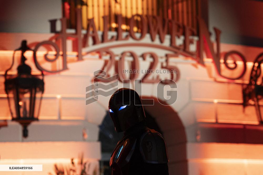 President Trump, First Lady Melania Trump Host White House Halloween Event