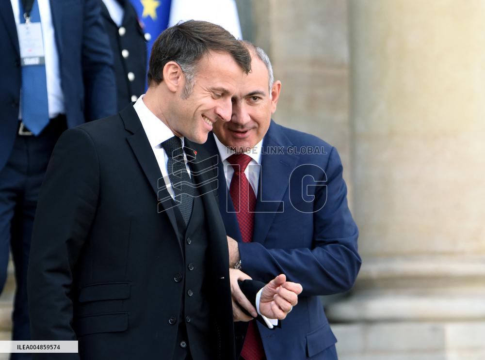 Macron Welcomes Prime Minister Of The Republic Of Armania Nikol Pachinian - Paris