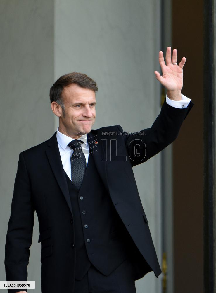 Macron Welcomes Prime Minister Of The Republic Of Armania Nikol Pachinian - Paris