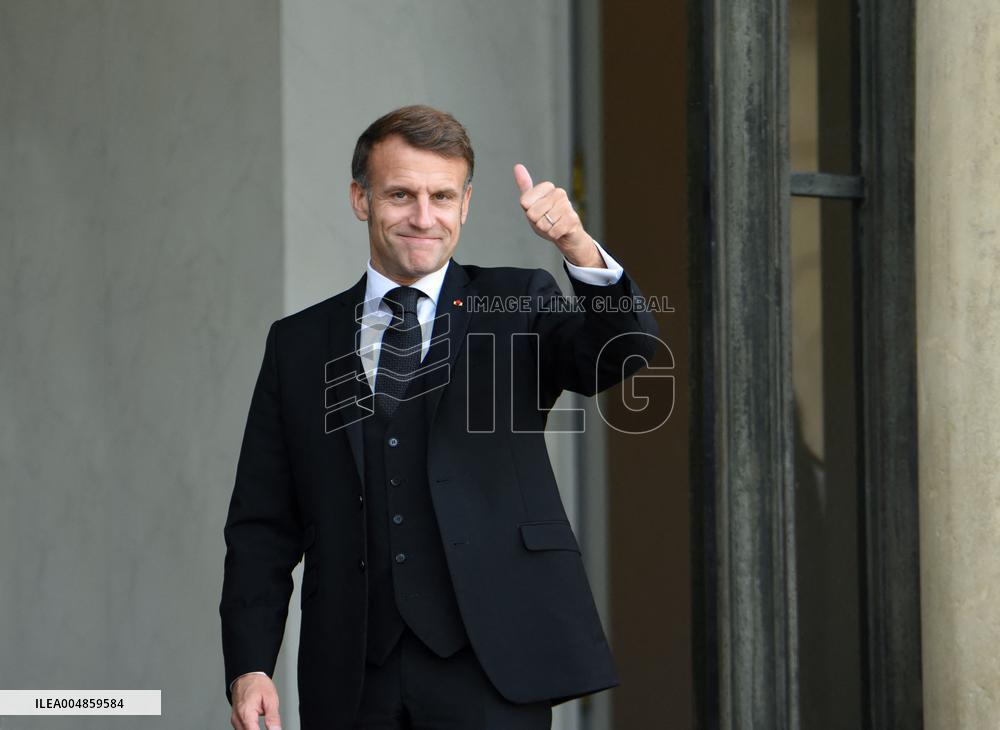 Macron Welcomes Prime Minister Of The Republic Of Armania Nikol Pachinian - Paris