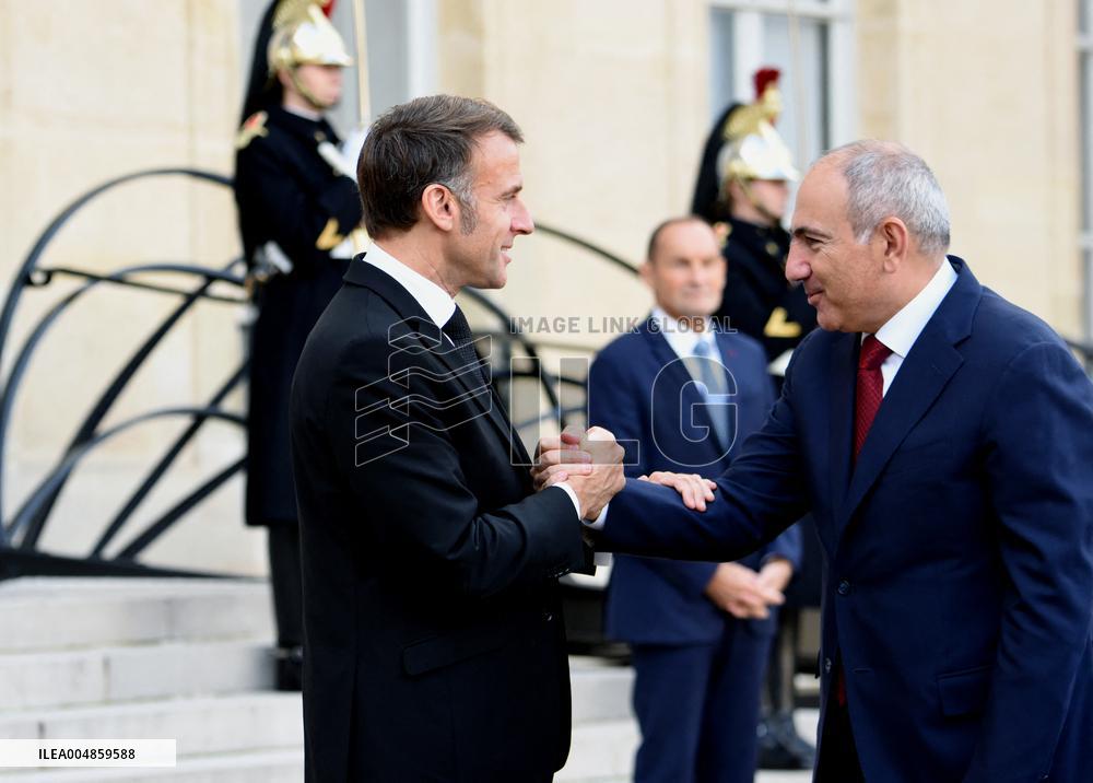 Macron Welcomes Prime Minister Of The Republic Of Armania Nikol Pachinian - Paris