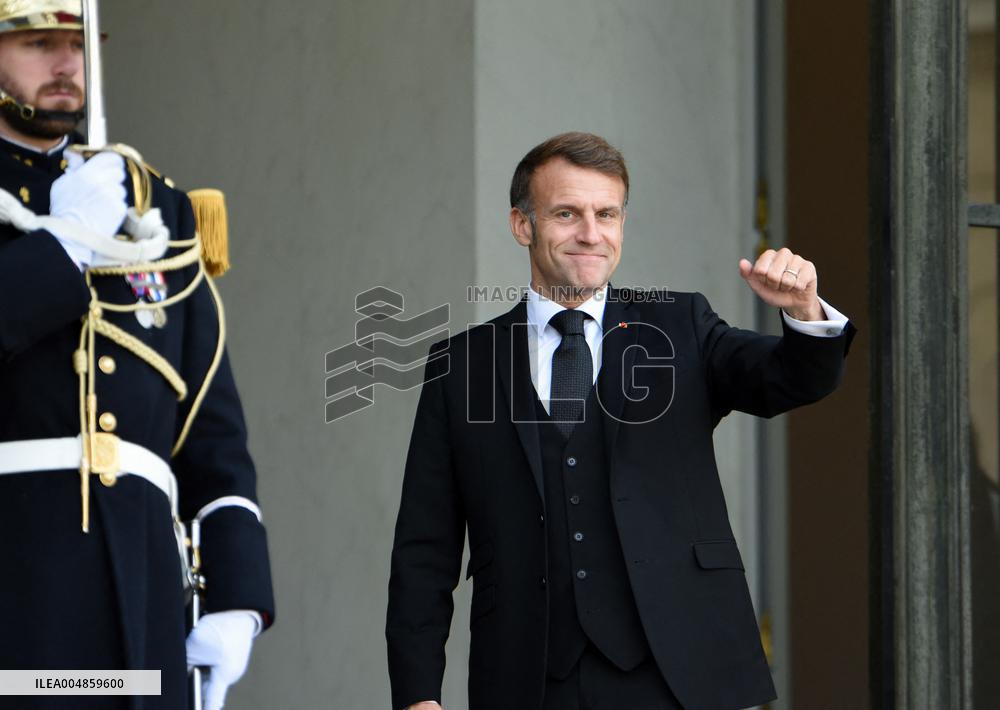 Macron Welcomes Prime Minister Of The Republic Of Armania Nikol Pachinian - Paris