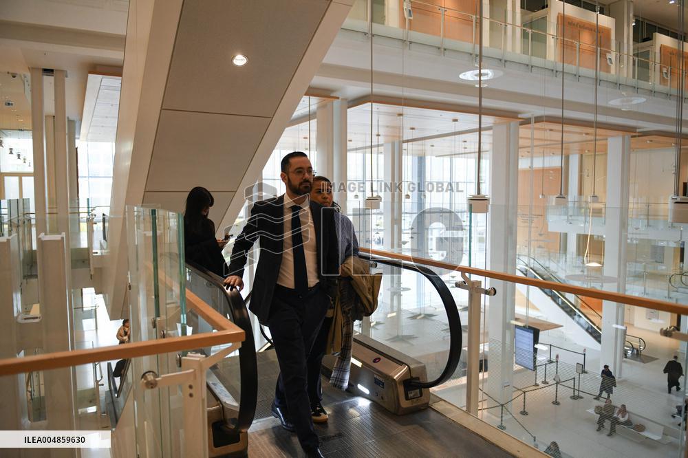 David Guiraud Arriving To His Trial - Paris