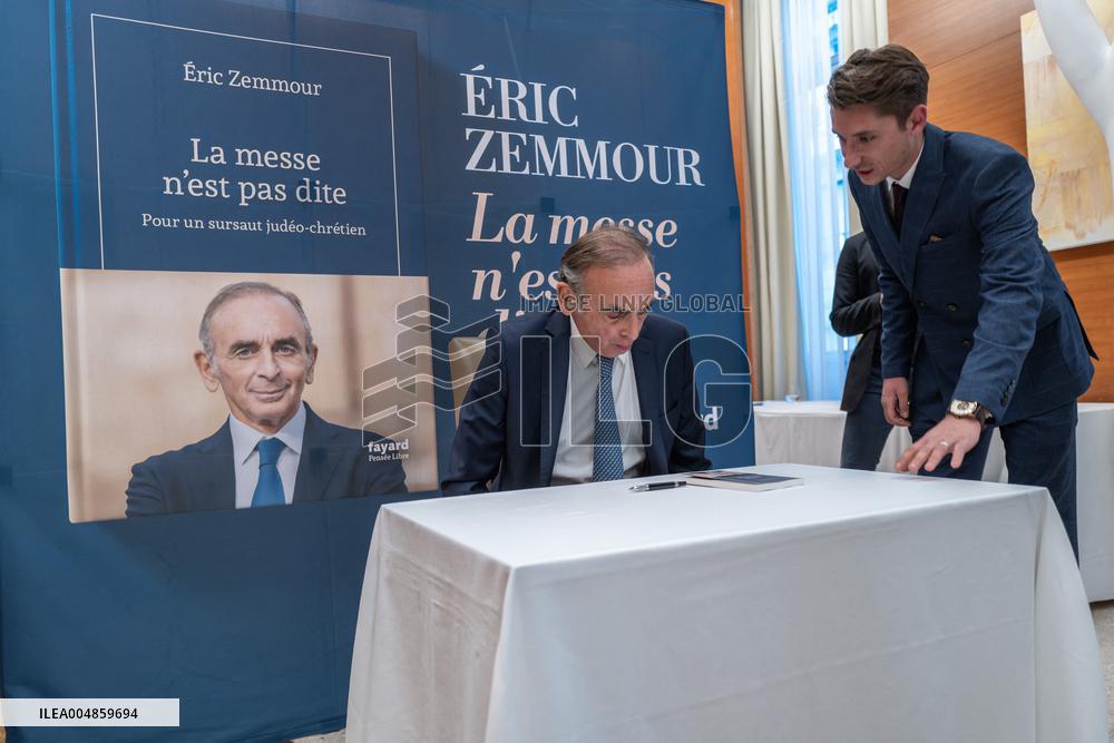 Eric Zemmour Book Signing - Nice