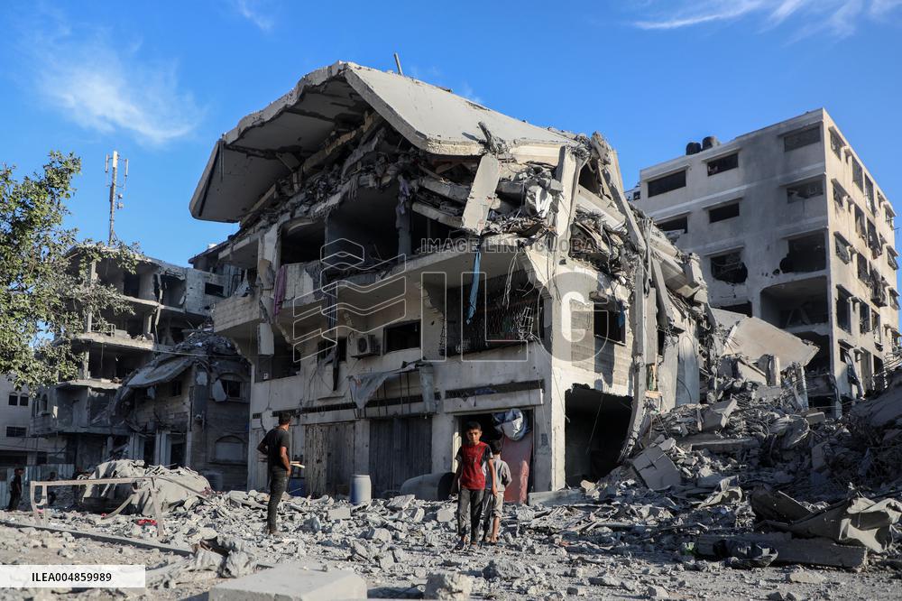 At Least 100 Killed in Israeli Attacks in Recent Days in The Gaza Strip