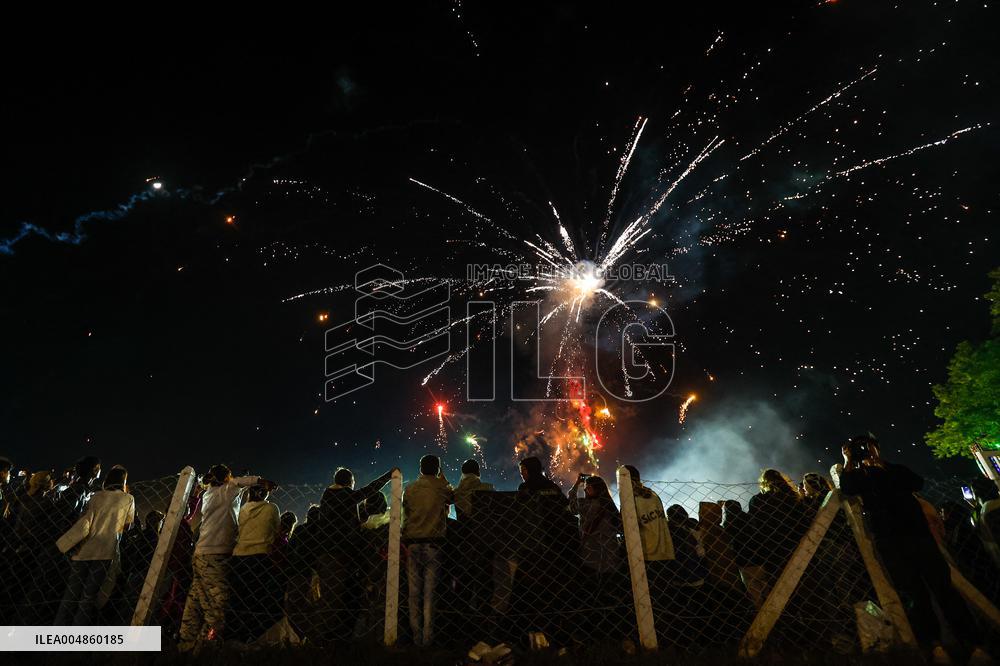 Taunggyi Hot-Air Balloon Festival - Myanmar