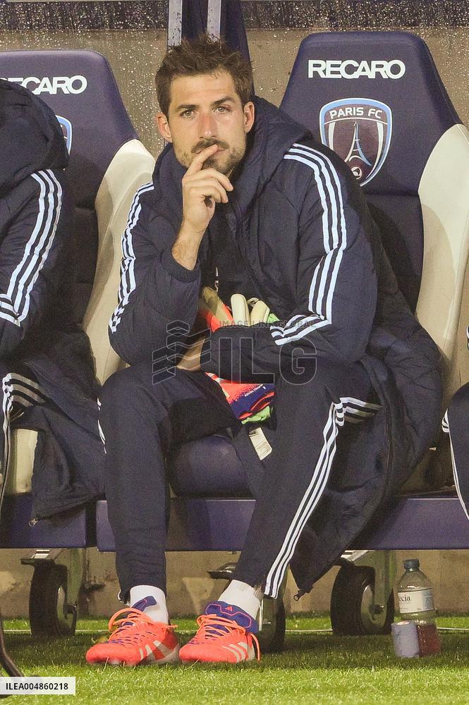 Paris FC v Lyon - Ligue 1 McDonald s - Paris