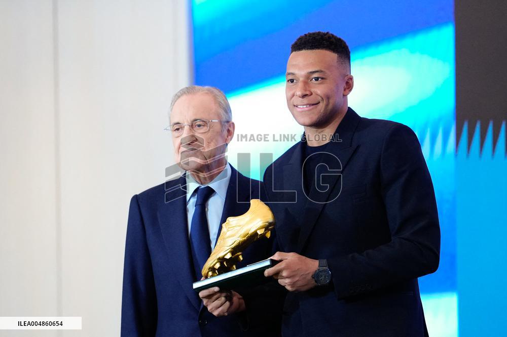 Kylian Mbappe Receives Golden Boot Award - Madrid